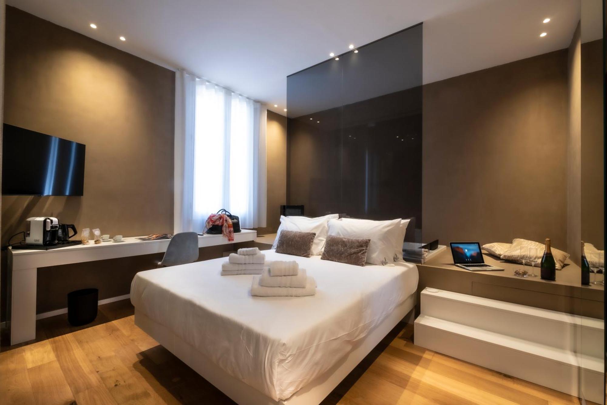 פלרמו Amorgiu Luxury Suites מראה חיצוני תמונה