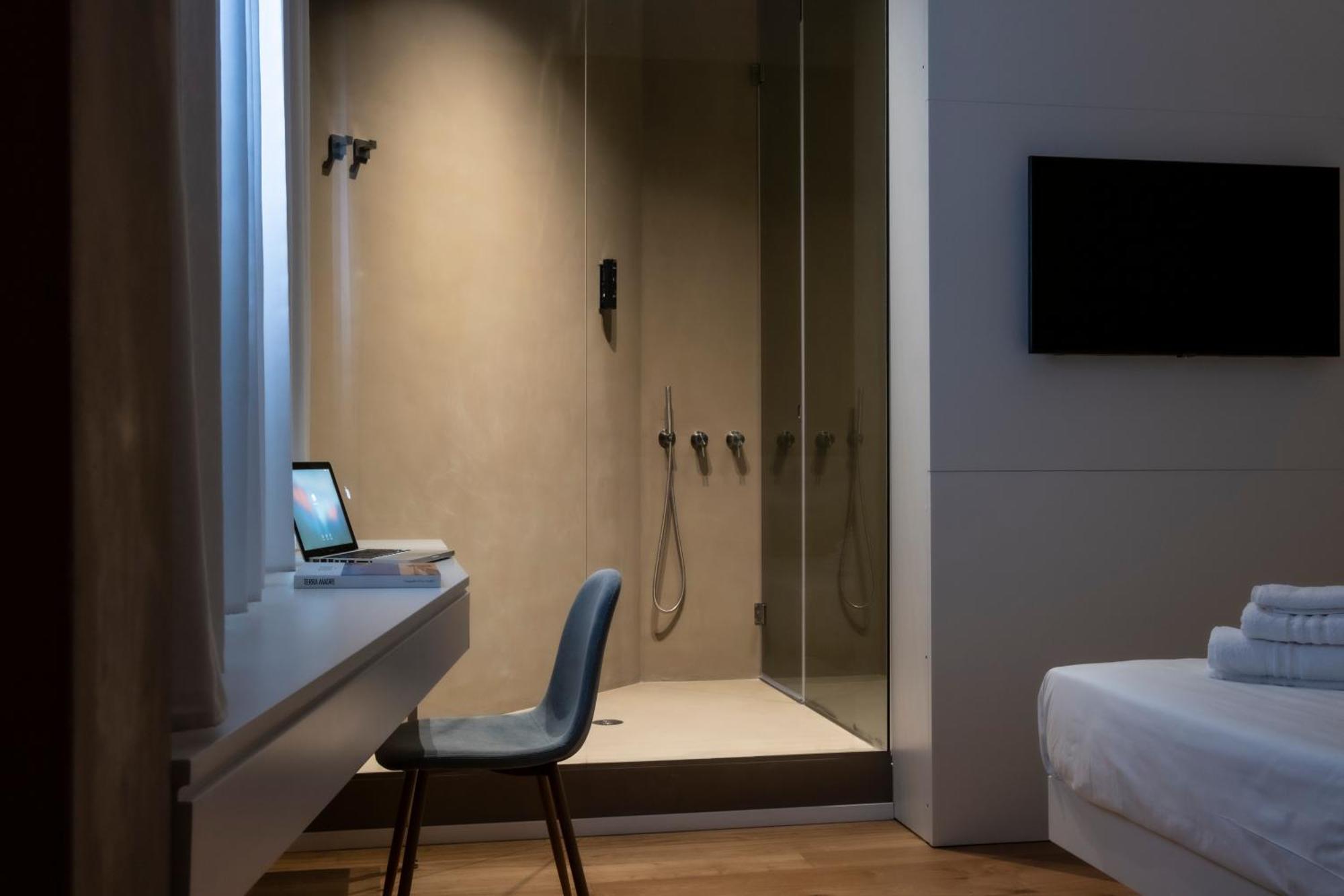 פלרמו Amorgiu Luxury Suites מראה חיצוני תמונה